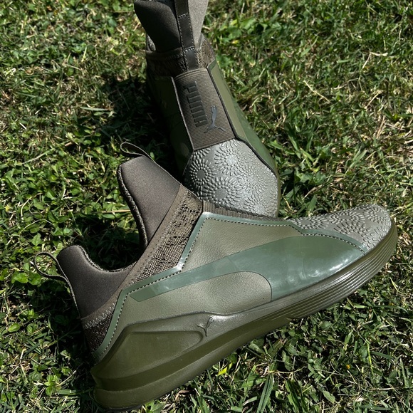 NEW Burnt Green Kylie Jenner PUMA  Hi Top Trainers Women 8.5 - Picture 1 of 6